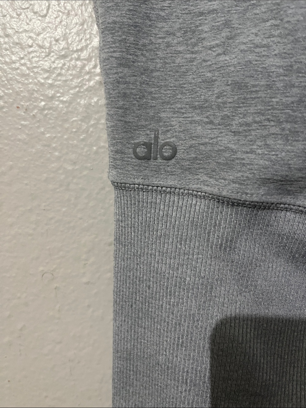 Alo High Waist Goddess Leggings - Picture 4 of 8